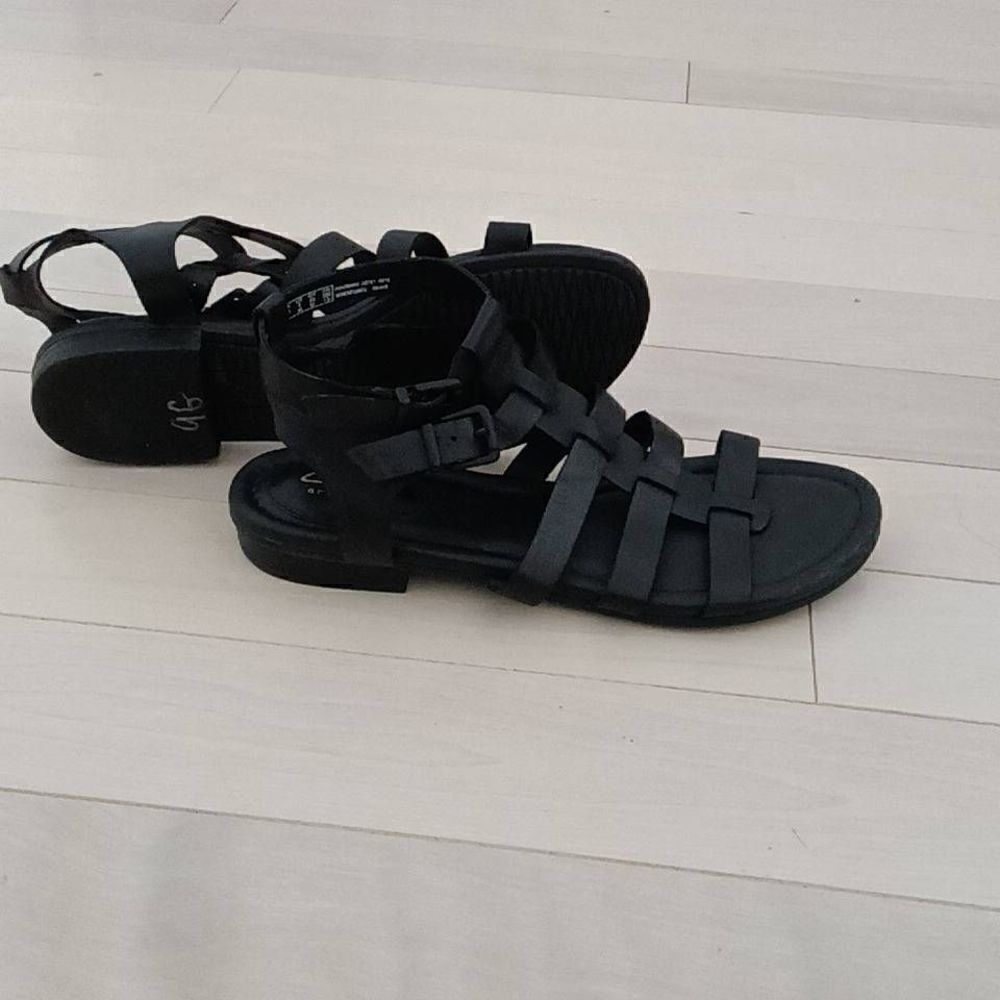 Clarks Artisan Women's Parham Leather Gladiator Sandals Black Size 6.5 D